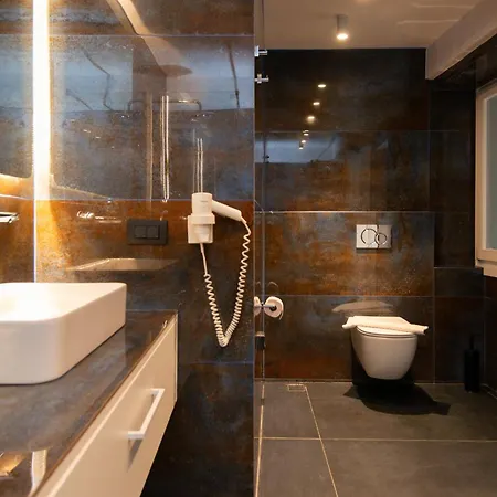 Aparthotel White & Black Platis Gialos (Sifnos)