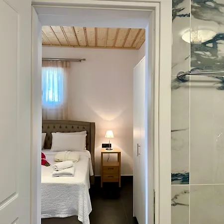 Apartahotel White & Black 3*