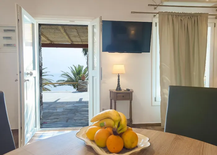 公寓式酒店 White & Black