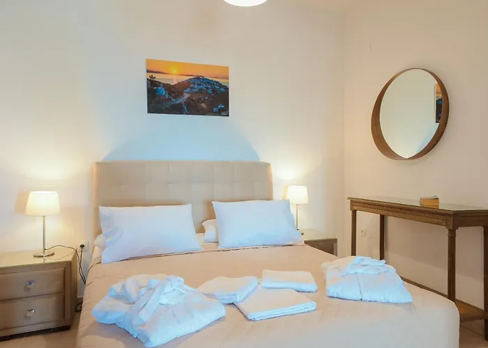 White & Black 公寓式酒店 3*